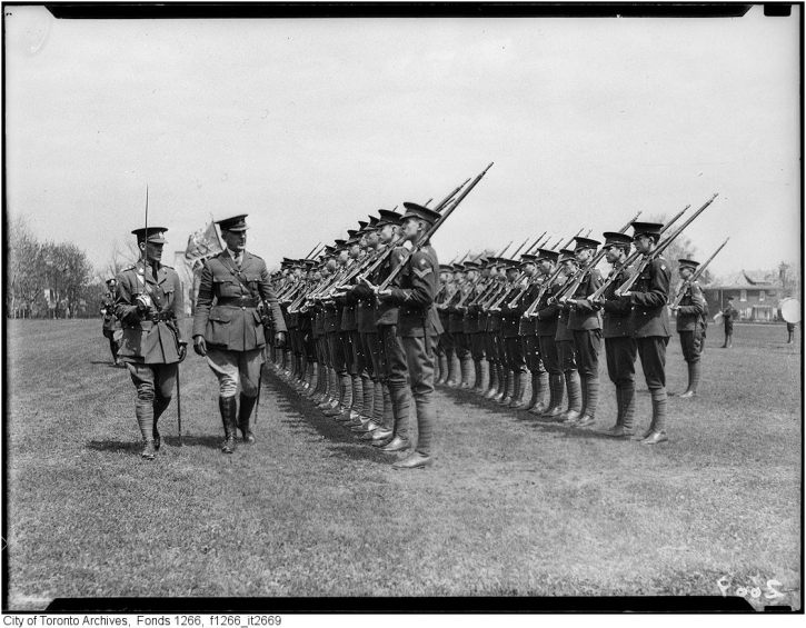 fonds 1266, Globe and Mail fonds